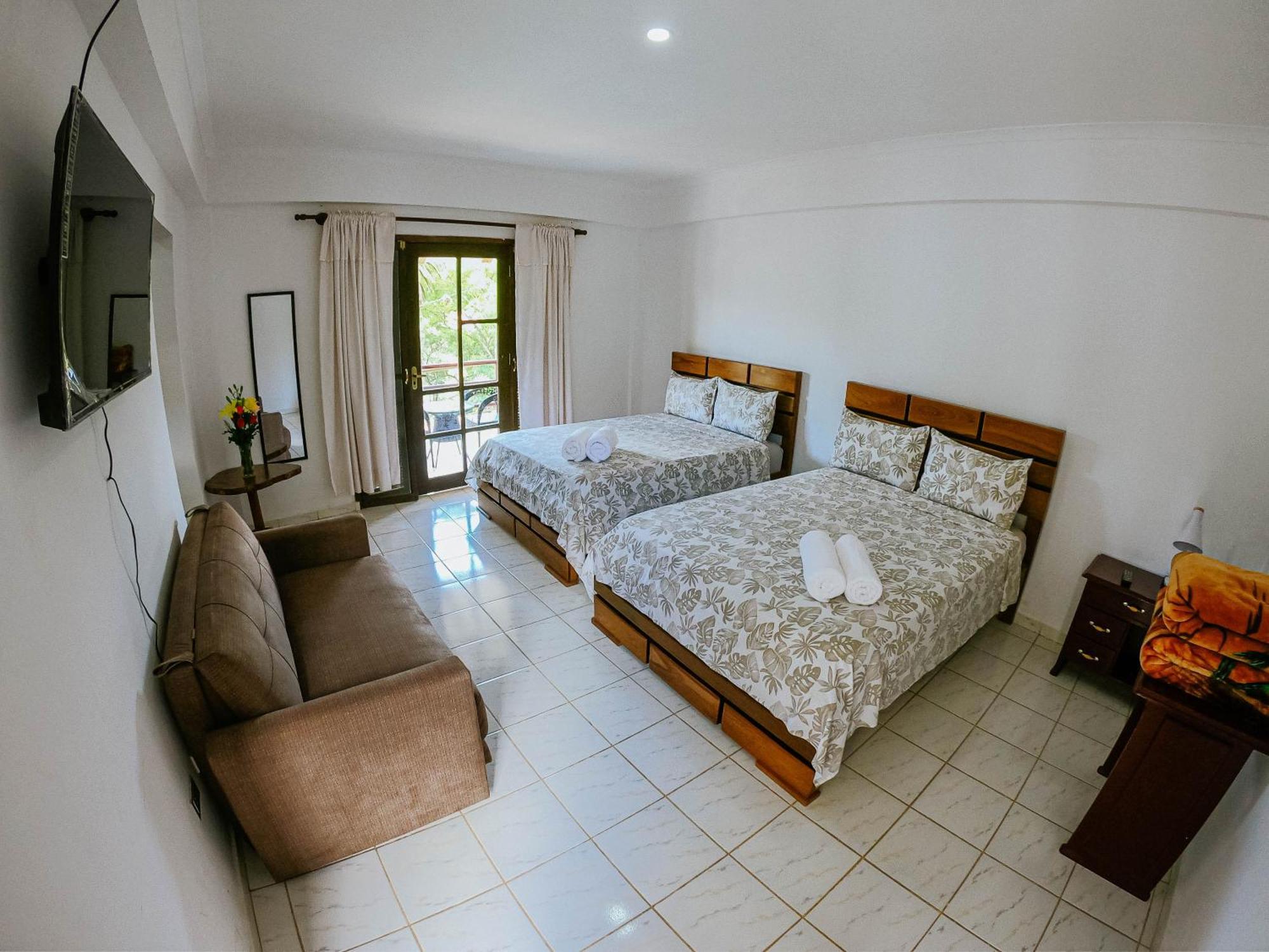 Hotel Casablanca Самайпата Екстериор снимка